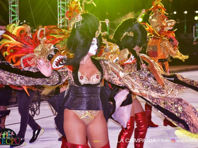 desfile 072